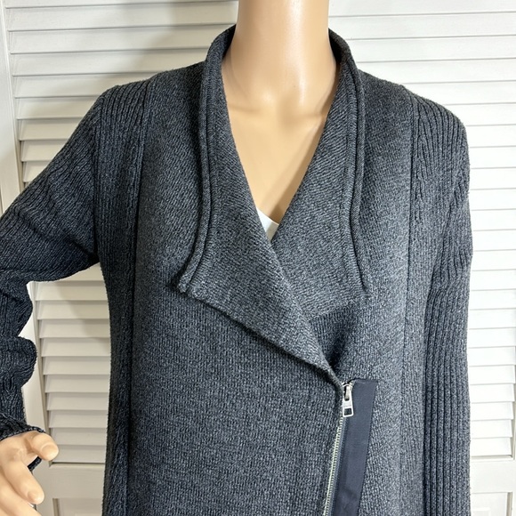 Athleta Style #352993 Sentinel Sweater Moto Wrap Jacket Small - Picture 5 of 13